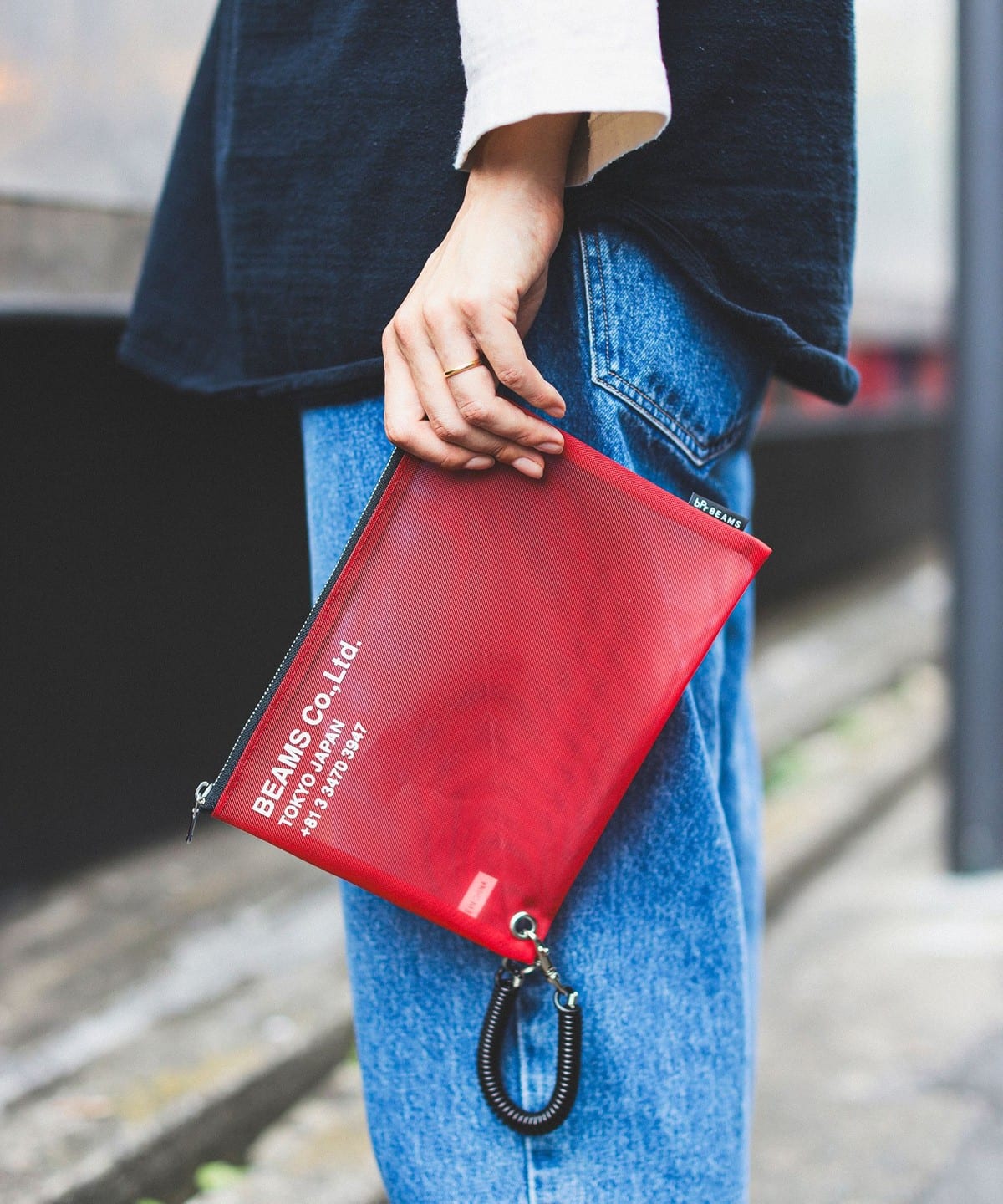 ナイロン メッシュ ロゴ ポーチ M 財布・小物 MEN RED ONE SIZE ナイロン メッシュ ロゴ ポーチ M 財布・小物 MEN RED ONE SIZE