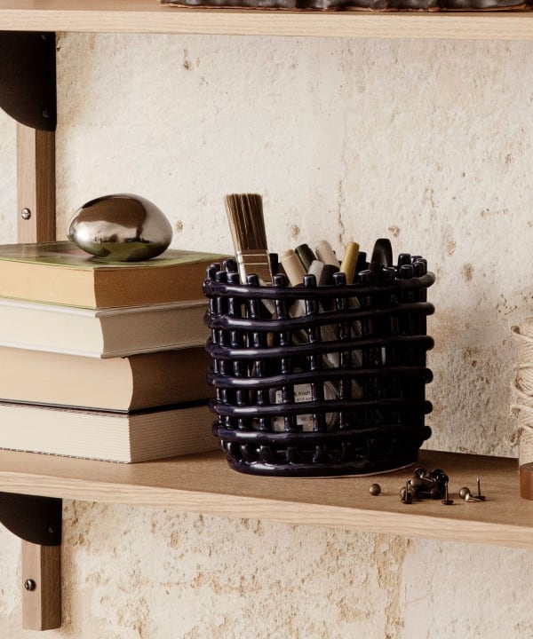 処分価格: 新品未使用　ferm Living バスルームシェルフ　ブラック　黒 処分価格: 新品未使用 ferm Living バスルームシェルフ ブラック 黒