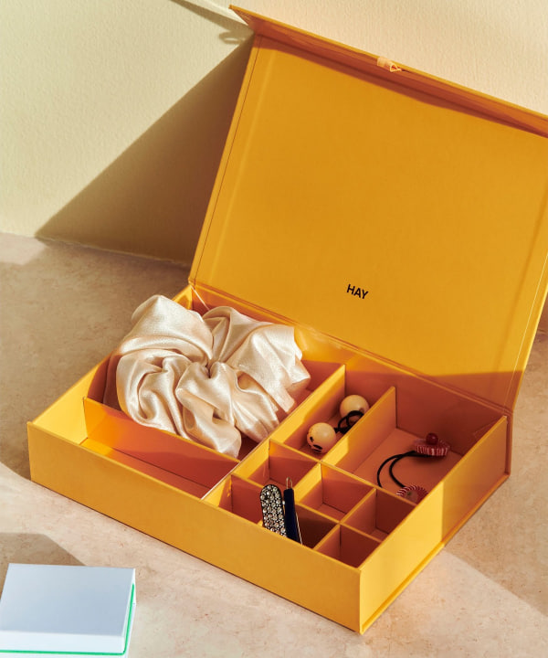 【大人気】ジュエリーボックス　BK/BR/WH Amazon｜WAIWAIGOODS 薄型 ジュエリー ボックス 大容量