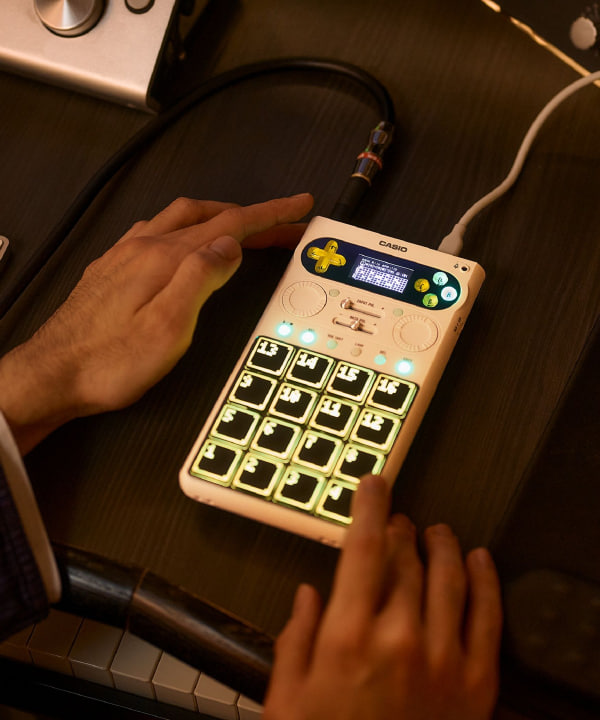 CASIO / Portable Standalone Sampler SXC-1