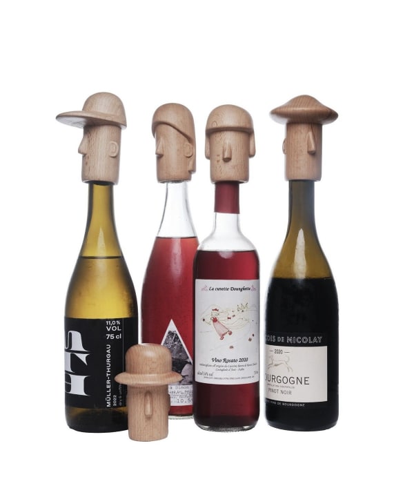 Apartamento x BD Barcelona / WINE STOPPER "BUDDY" by Klas Ernflo 上段左端キャップを被っているのが「PAUL」です