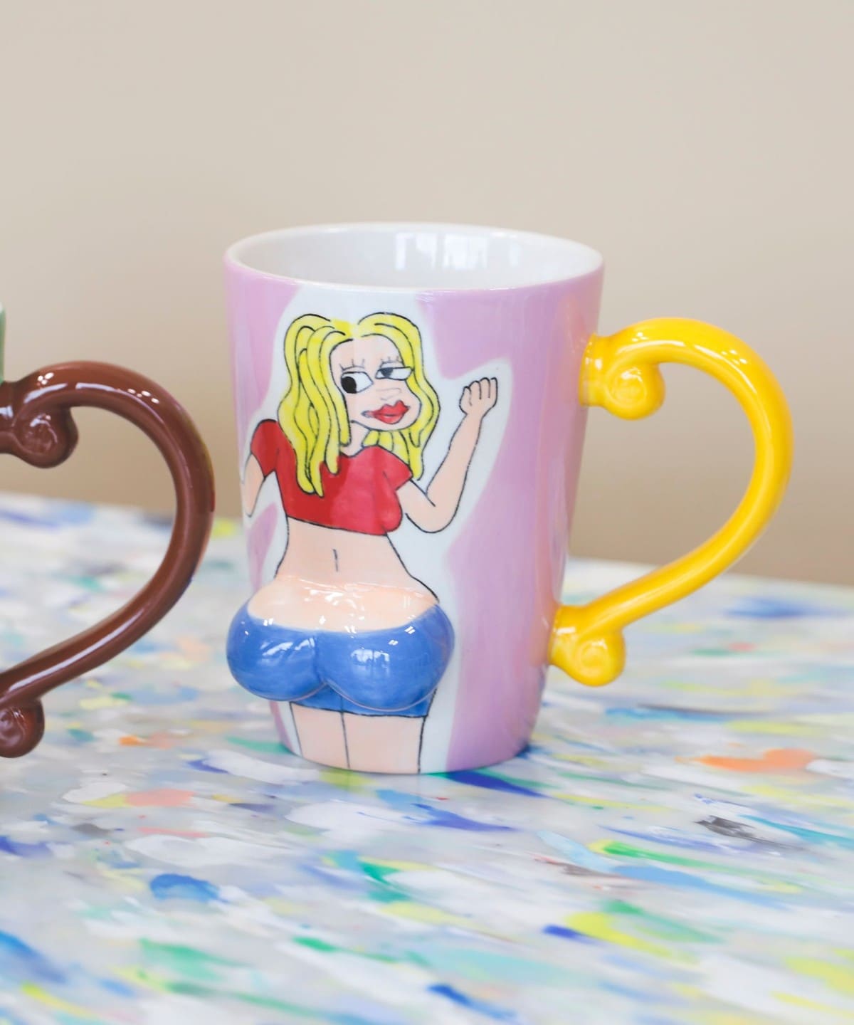 セクシー　マグカップ bPr BEAMS (bPr BEAMS) Meelarp / BIG BOOTYS mug (tableware/kitchen