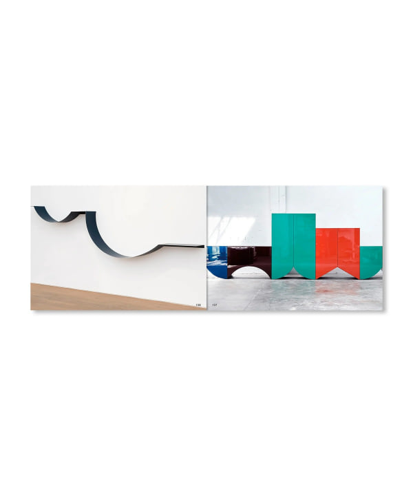 APARTAMENTO / A LOT OF WORK by Muller Van Severen
