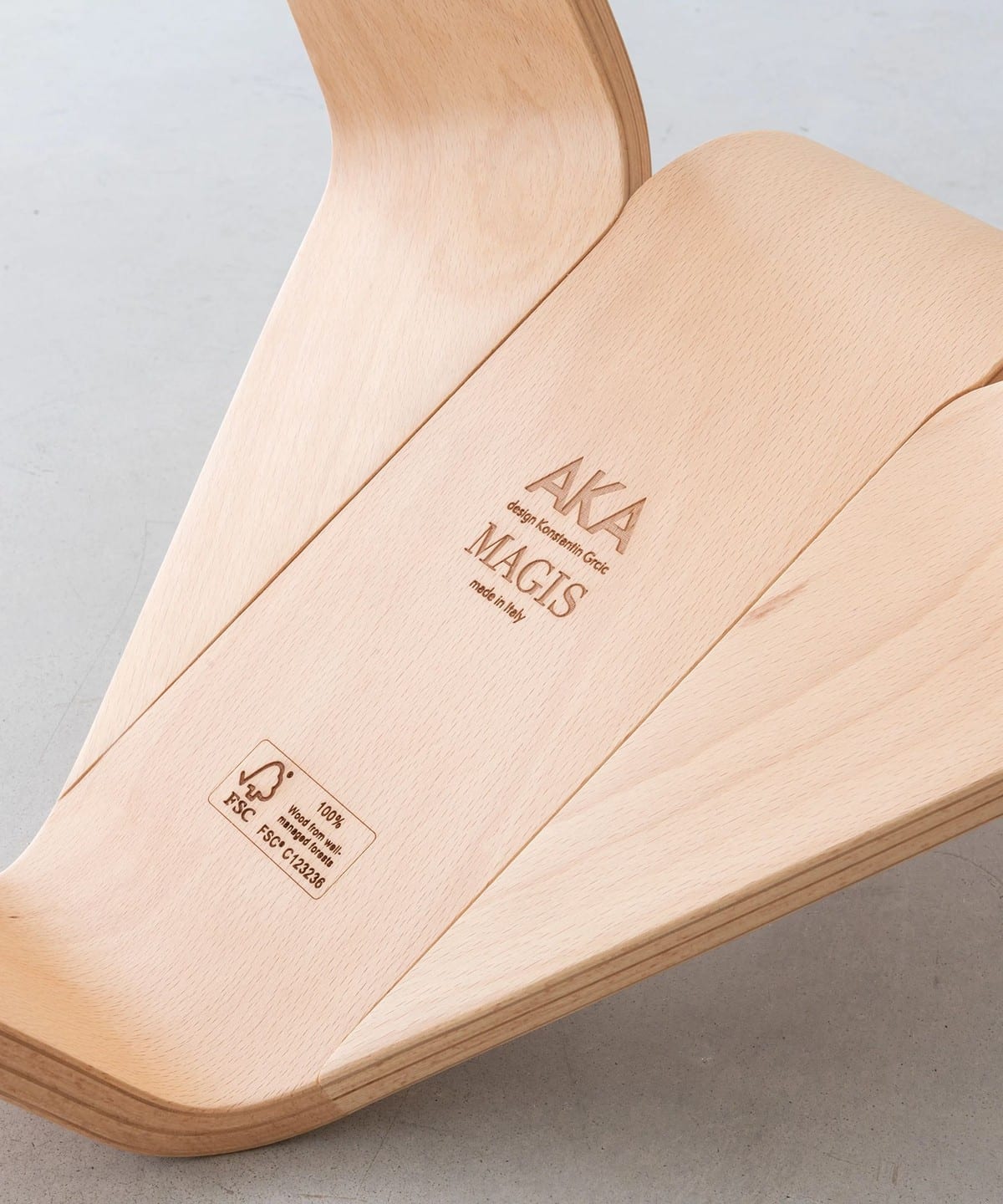 bPr BEAMS（bPrビームス）MAGIS / AKA（インテリア 家具）通販｜BEAMS