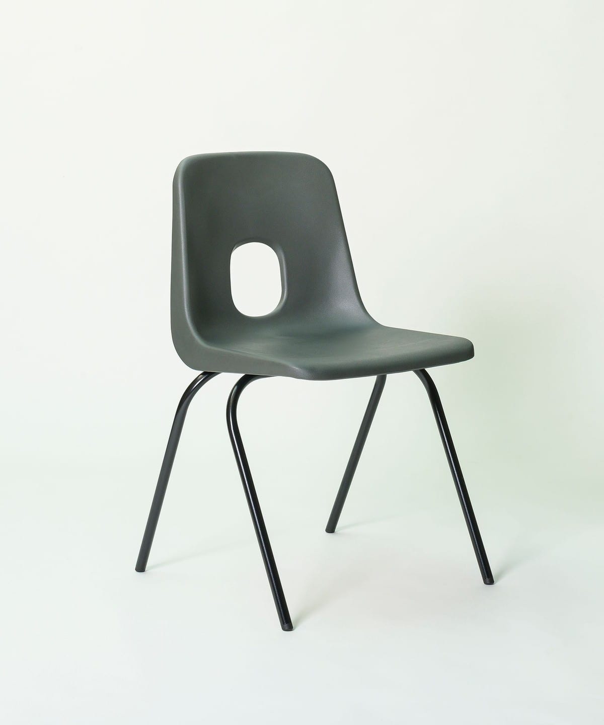Hille / Series E サイドチェア インテリア MEN CHARCOAL ONE SIZE Hille / Series E サイドチェア インテリア MEN CHARCOAL ONE SIZE