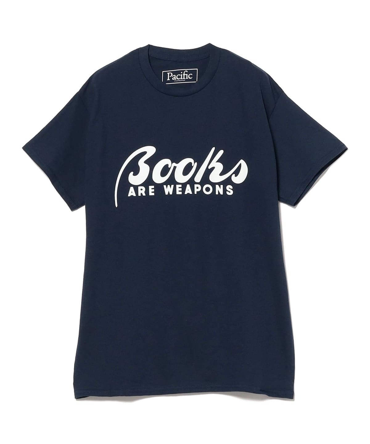 【EXCLUSIVE】Pacific / Books Are Weapons Tee Tシャツ・カットソー MEN navy/white M 【EXCLUSIVE】Pacific / Books Are Weapons Tee Tシャツ・カットソー MEN navy/white M