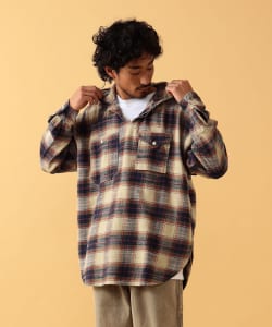 Pilgrim Surf+SupplyのGiorgio Hooded Shirt