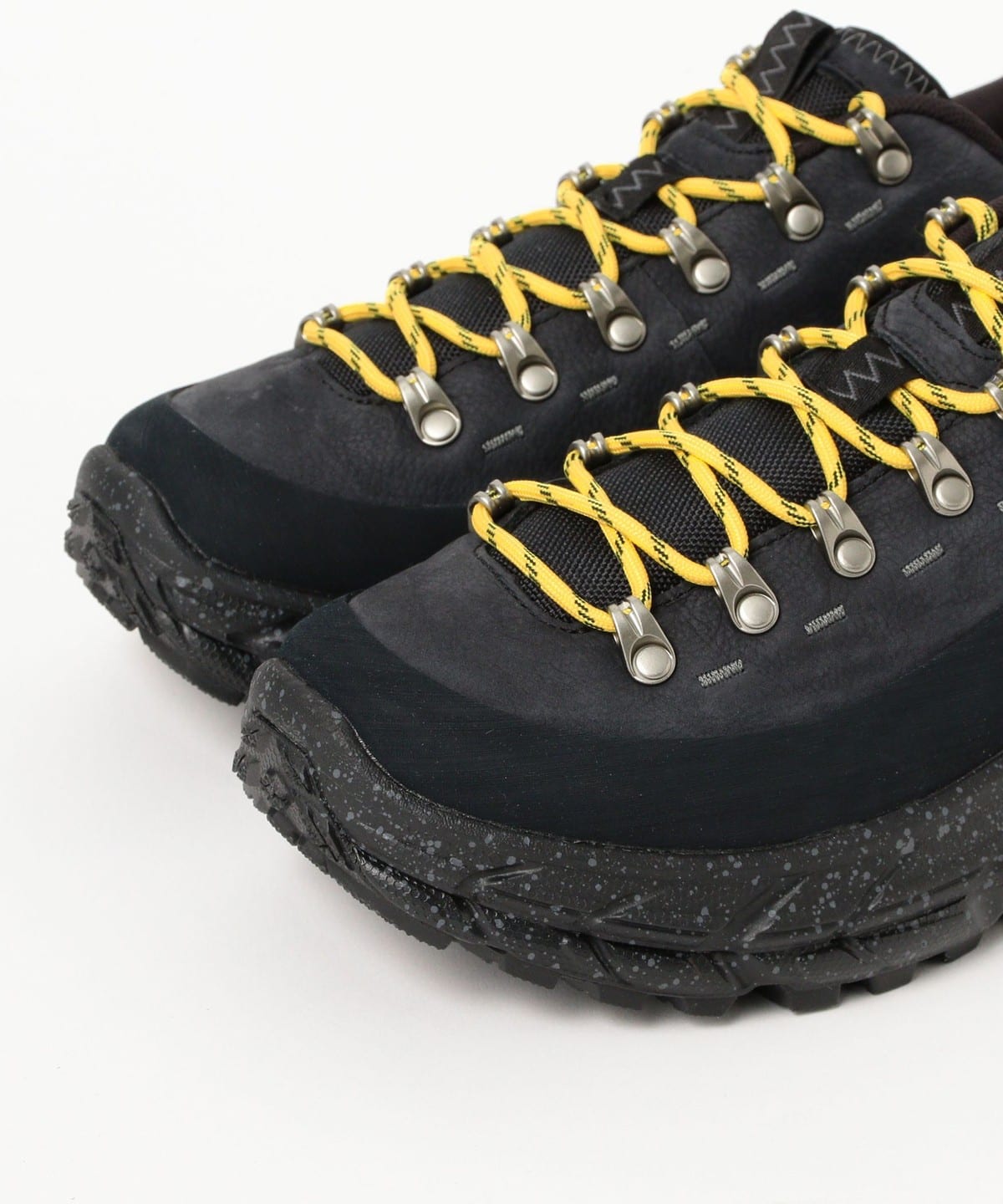 Pilgrim Surf+Supply（ピルグリム サーフ+サプライ）HOKA / TOR SUMMIT