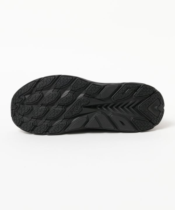 HOKA / CLIFTON UTL