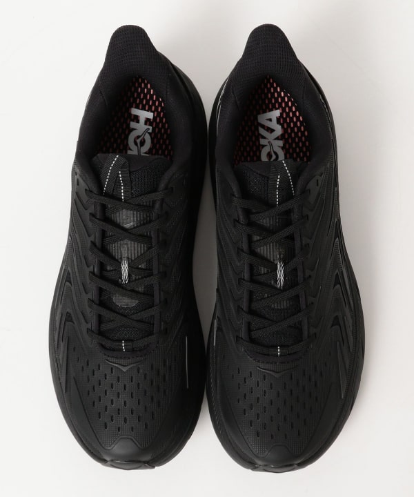 HOKA / CLIFTON UTL