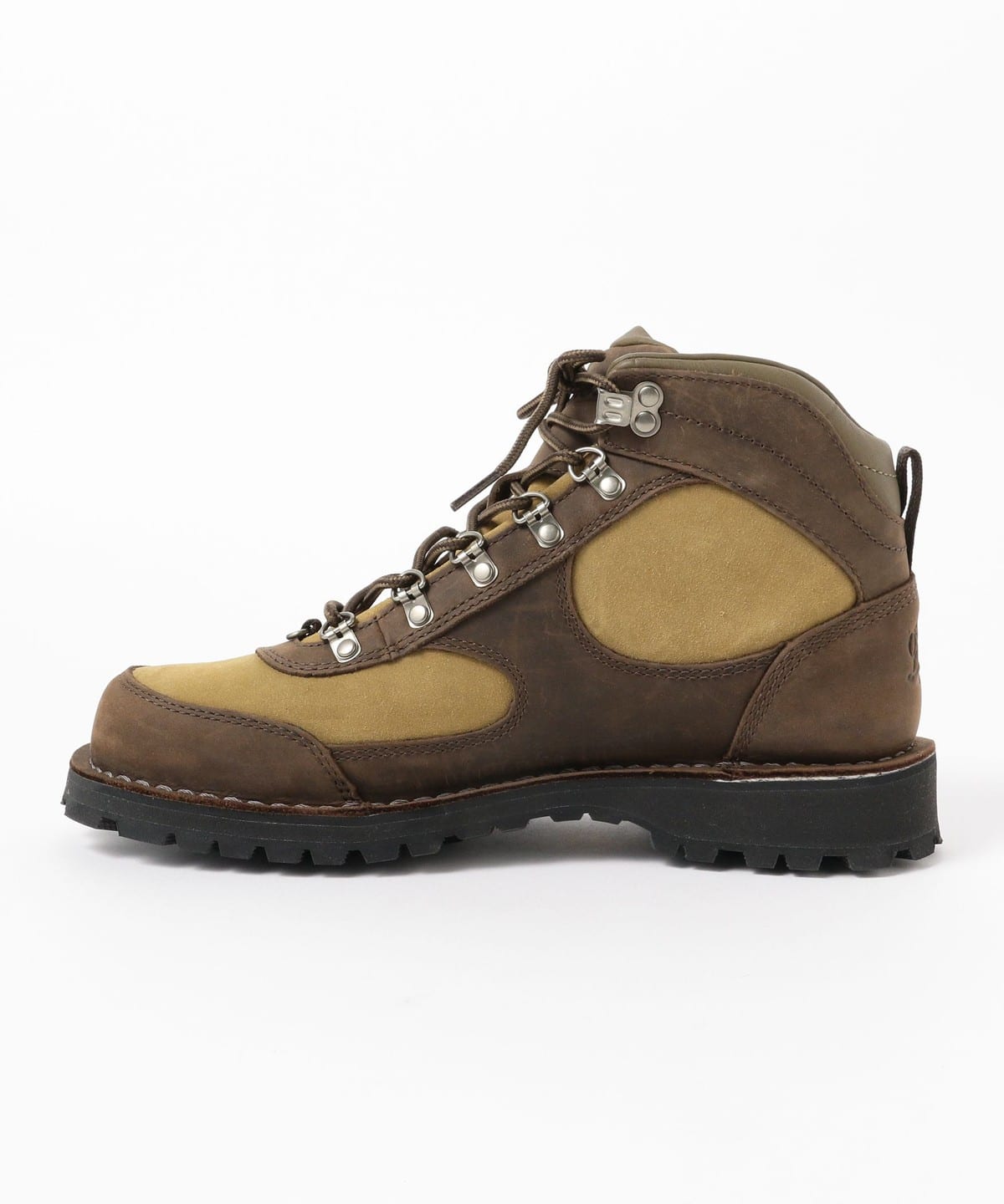 Pilgrim Surf+Supply - DANNER / Cascad Crest CM