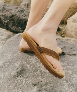 【EXCLUSIVE】UGG（R） / CLASSIC SANDAL