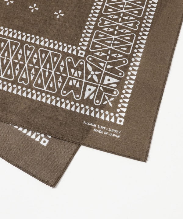 Pennant Cross Bandana