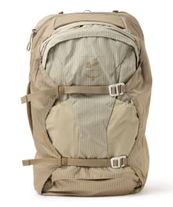 ▲OSPREY × Danner / Farpoint 40