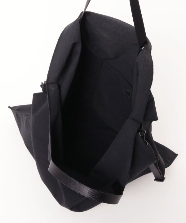 HAAL / OMUNI FOUR MEDIUM TEXTURED NYLON
