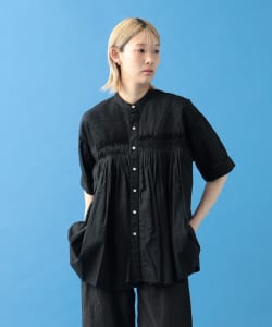 INDIA INDUSTRY / Pin Tuck Shirts