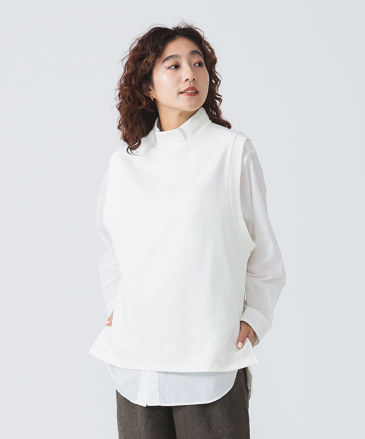 Lola Sleeveless Sweatshirt トップス WOMEN WHITE 1 Lola Sleeveless Sweatshirt トップス WOMEN WHITE 1