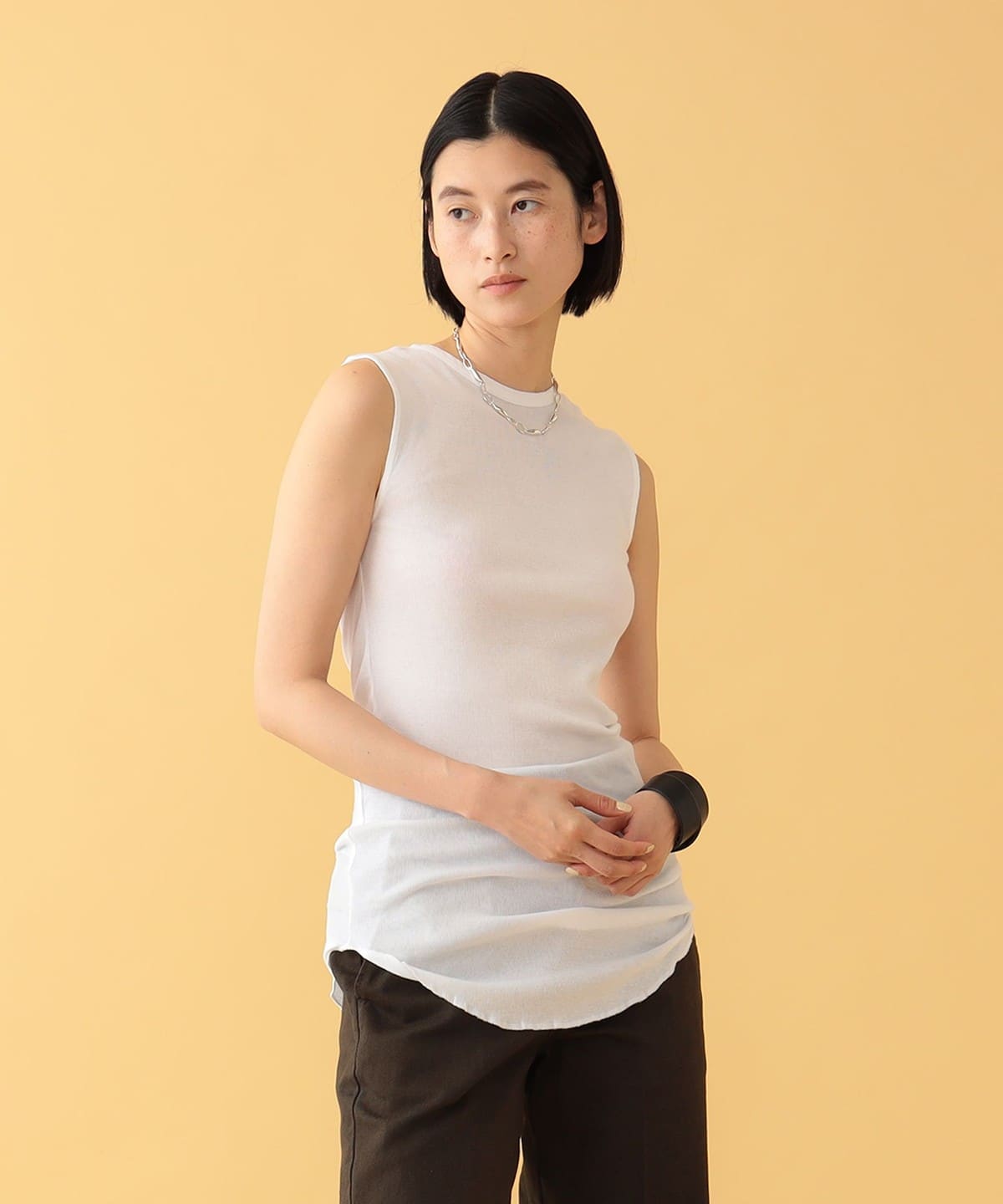 Emi Sleeveless Tank Tシャツ・カットソー WOMEN WHITE 1 Emi Sleeveless Tank Tシャツ・カットソー WOMEN WHITE 1