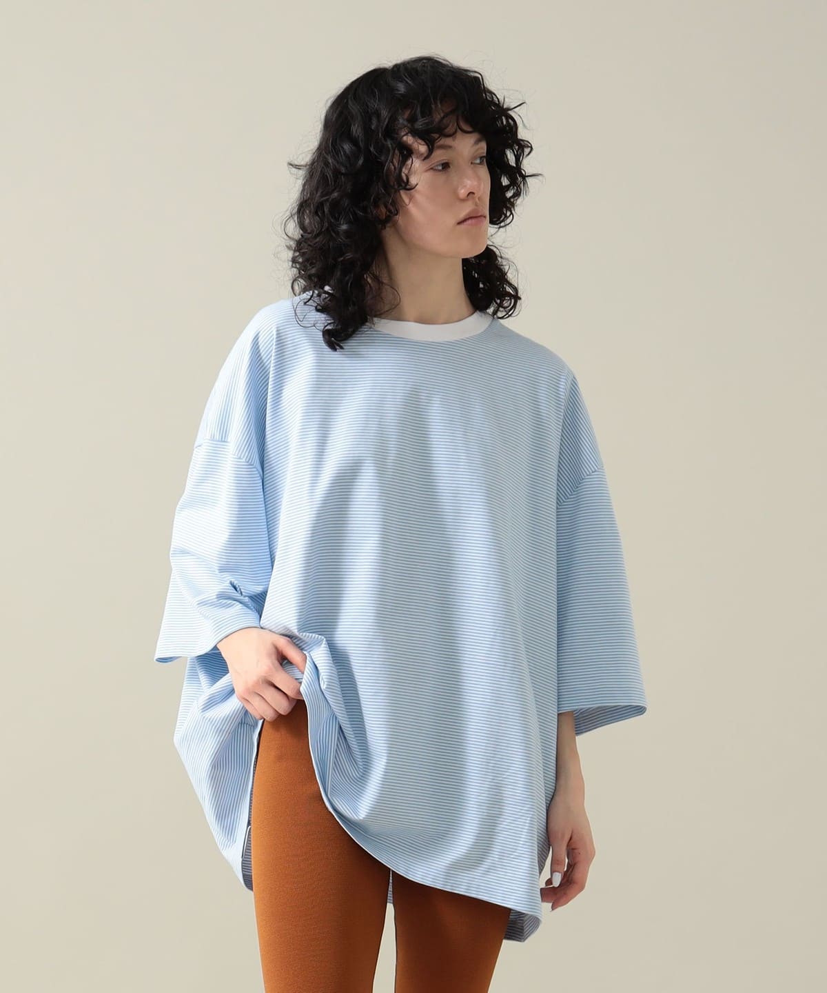 【EXCLUSIVE】onit / OVER TOP Tシャツ・カットソー WOMEN SAX ONE SIZE 【EXCLUSIVE】onit / OVER TOP Tシャツ・カットソー WOMEN SAX ONE SIZE