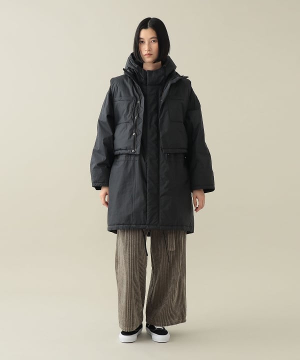 【ノベルティ対象】Kit Insulated Vest ※同素材のアウターとレイヤードしたスタイル　Model：H170cm Size：2
