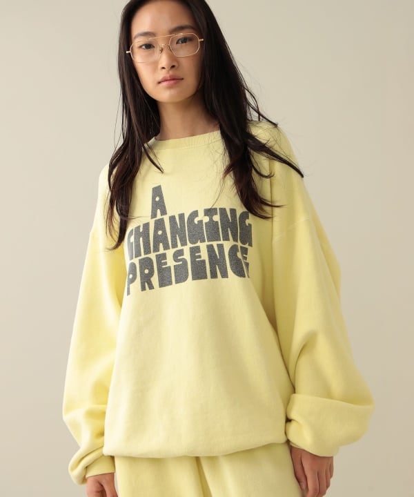 【+10%ポイントUP】【EXCLUSIVE】REMI RELIEF / PRINT CREW SWEAT Model：H173cm Size：