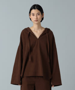 sana / Hooded pullover