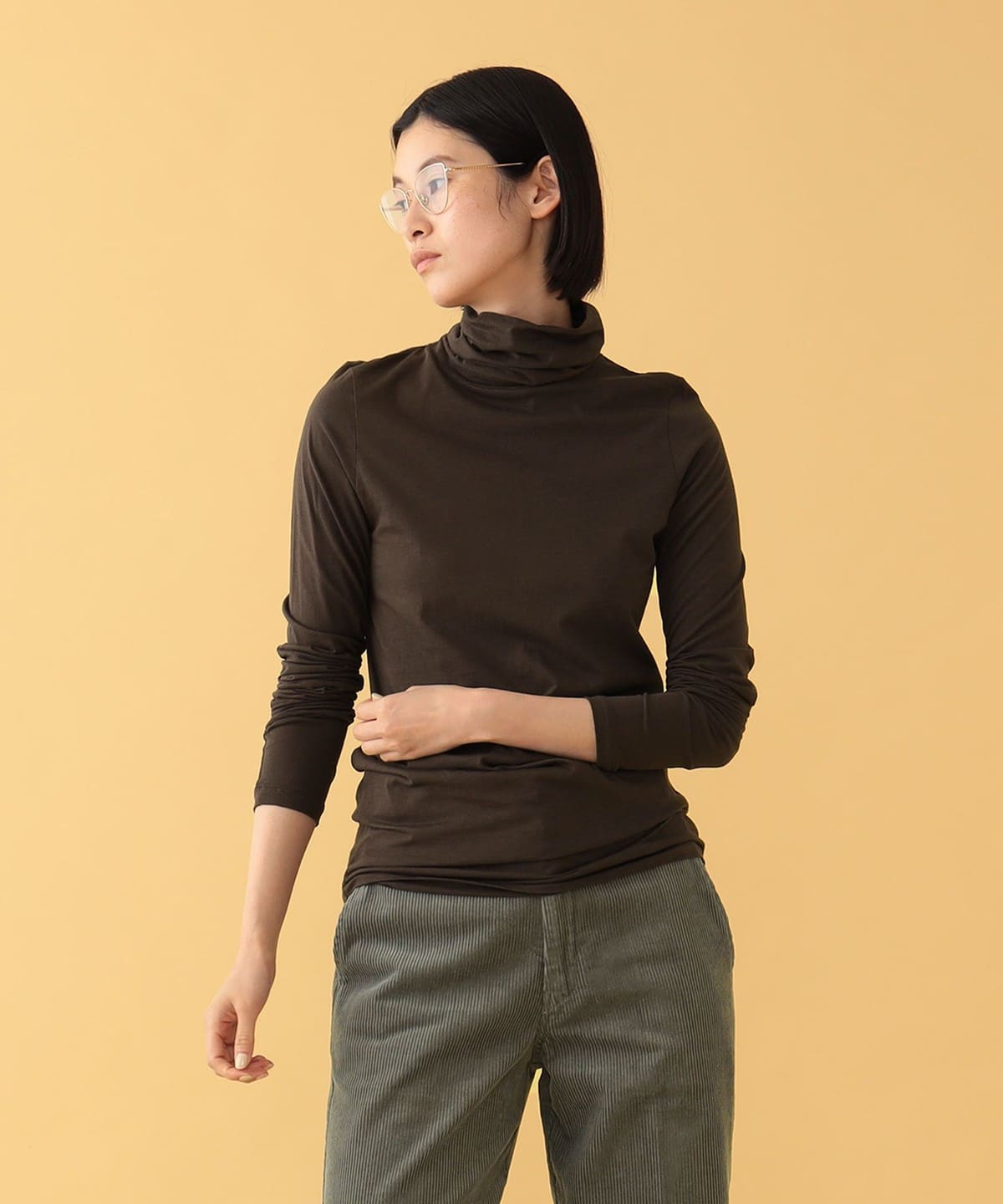 Issa Turtleneck Tシャツ・カットソー WOMEN UMBER 1 Issa Turtleneck Tシャツ・カットソー WOMEN UMBER 1