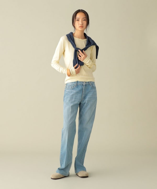 【EXCLUSIVE】Robert P. Miller / Long sleeve Tshirt & cardigan カーディガンを肩掛けや腰巻きにして　Model：H173cm Size：ONE SIZE