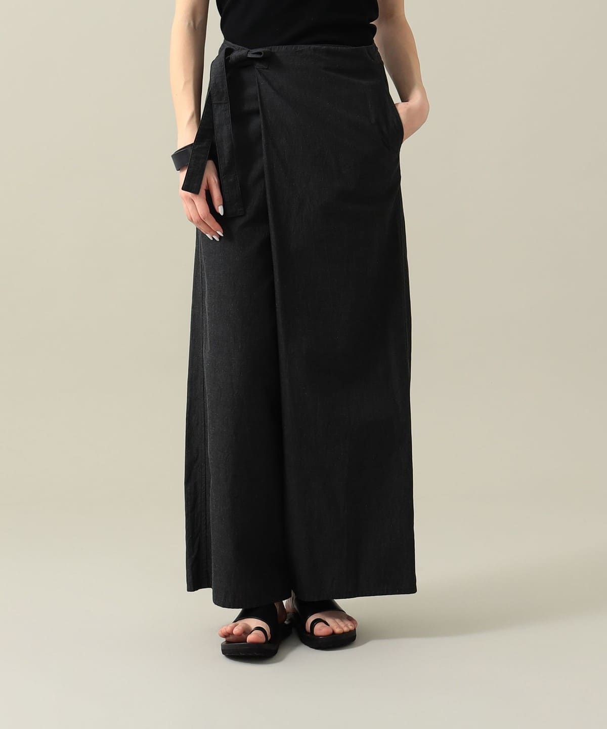 Miller Wrap Pants パンツ WOMEN SUMI BLACK 0 Miller Wrap Pants パンツ WOMEN SUMI BLACK 0