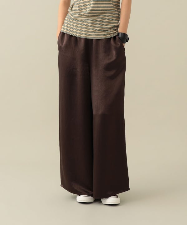 Daphne Easy Pants Model : H170　Size：1