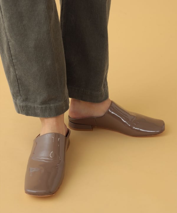 Pilgrim Surf+Supply(ピルグリム サーフ+サプライ)D239 / Mule Pilgrim Surf+Supply(ピルグリム サーフ+サプライ)D239 / Mule