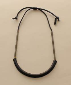 crescioni / B Circuit Necklace