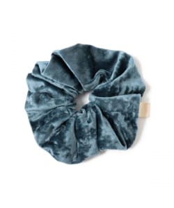 【EXCLUSIVE】Uhr / Velour Chou Chou