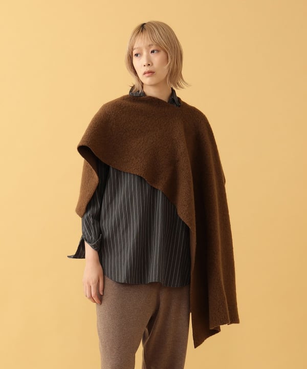 Josef Wool Scarf 秋冬の装いにアクセントを添えてくれるボアマフラー。