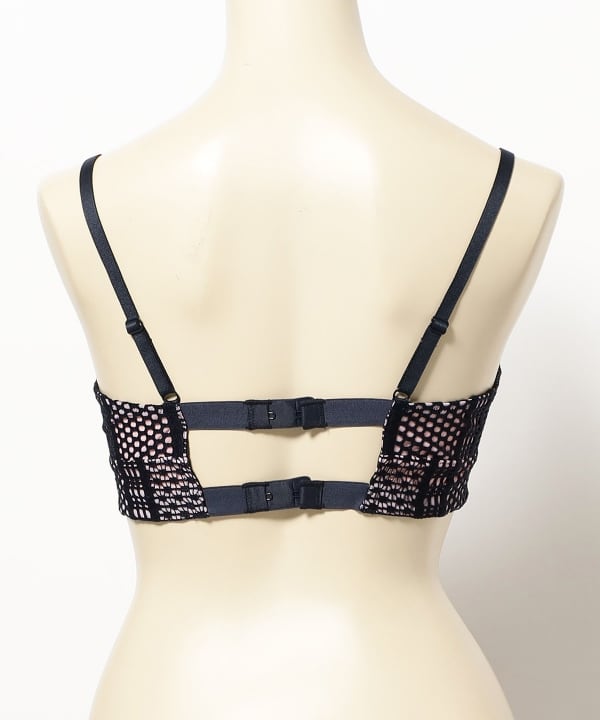 Overneath / Bra042-26