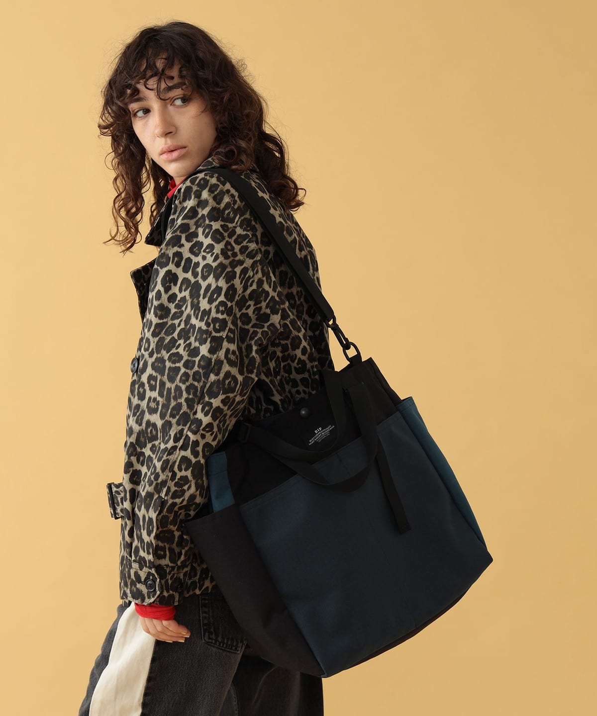 【EXCLUSIVE】BAGSINPROGRESS バッグスインプログレス / Carry-all Beach Bag バッグ WOMEN Navy*Black ONE SIZE 【EXCLUSIVE】BAGSINPROGRESS バッグスインプログレス / Carry-all Beach Bag バッグ WOMEN Navy*Black ONE SIZE
