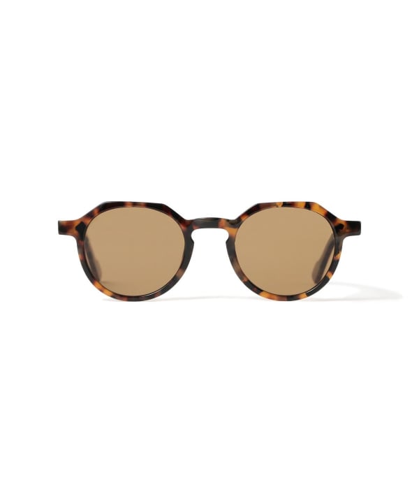 HULA / WAIMEA 紫外線透過率：低於 0.01% 可見光透過率：TORTOISE/ BROW N 17%