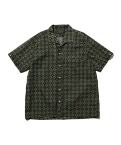 Italian Collar Mesh Print