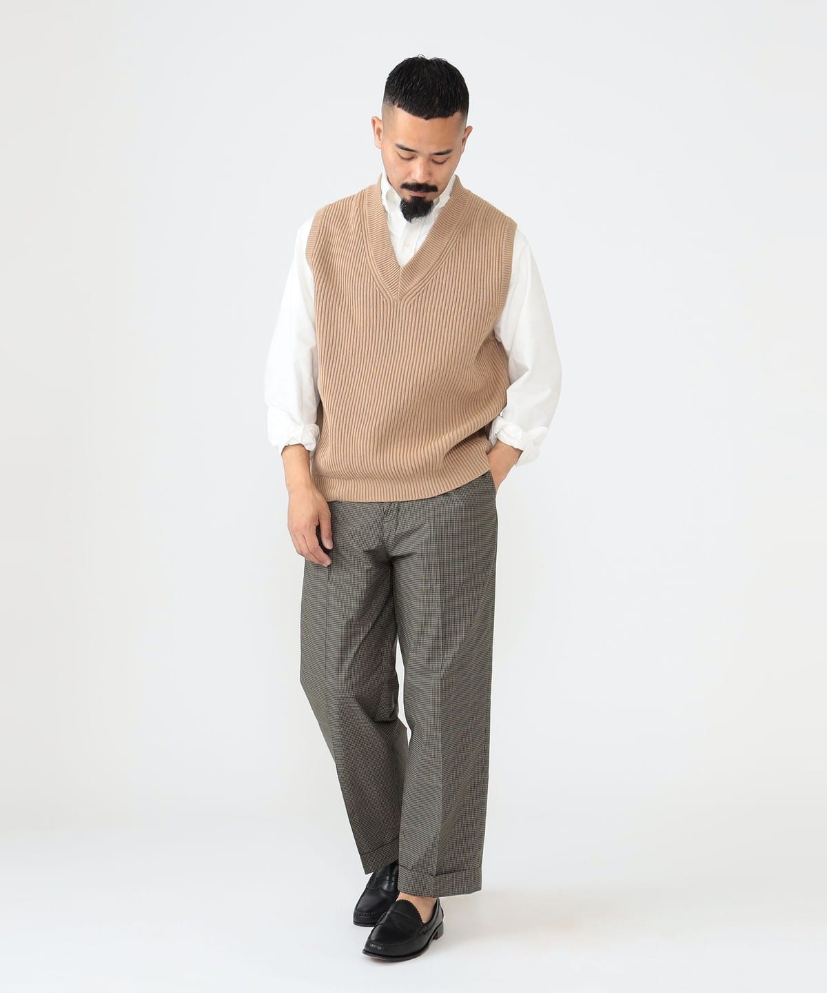 BEAMS PLUS（ビームス プラス）【別注】BATONER / V NECK VEST