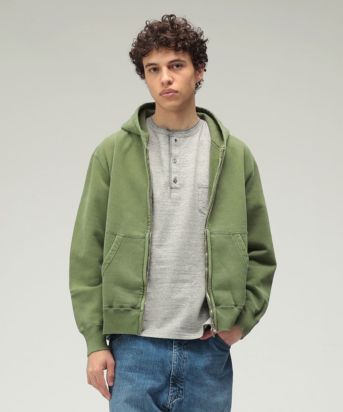 BEAMS PLUS（ビームス プラス）【別注】REMI RELIEF / Sweat Zip