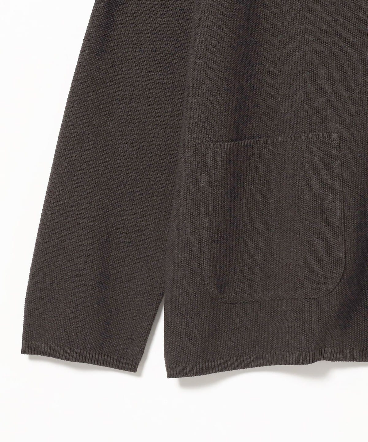 【希少】BATONER × BEAMS PLUS別注　リネンニットジャケット 4 編集力の高い、ニットジャケットとは.｜BEAMS PLUS（ビームス