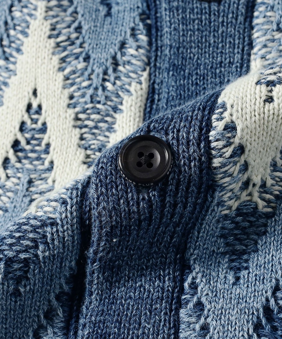 BEAMS PLUS（ビームス プラス）Cardigan Jacquard Indigo Yarn