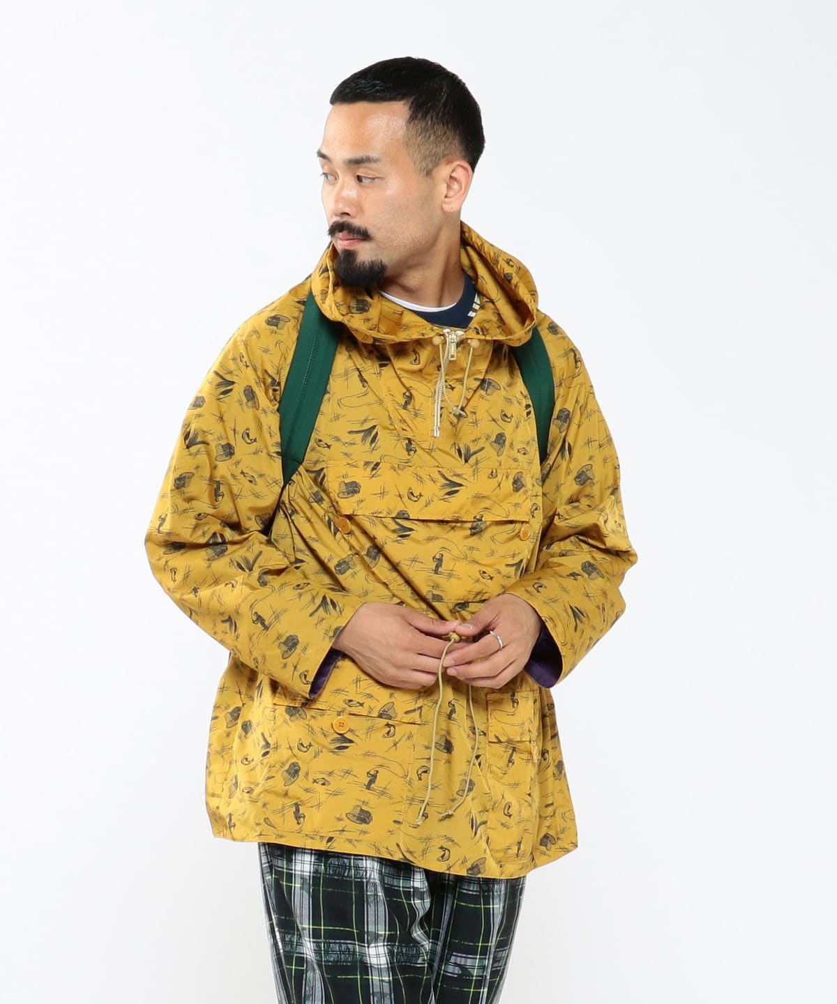 美品 22aw BEAMS PLUS ユーロ スポーツアノラックジャケット M BEAMS PLUS（ビームス プラス）ナイロン プリント ユーロスポーツ
