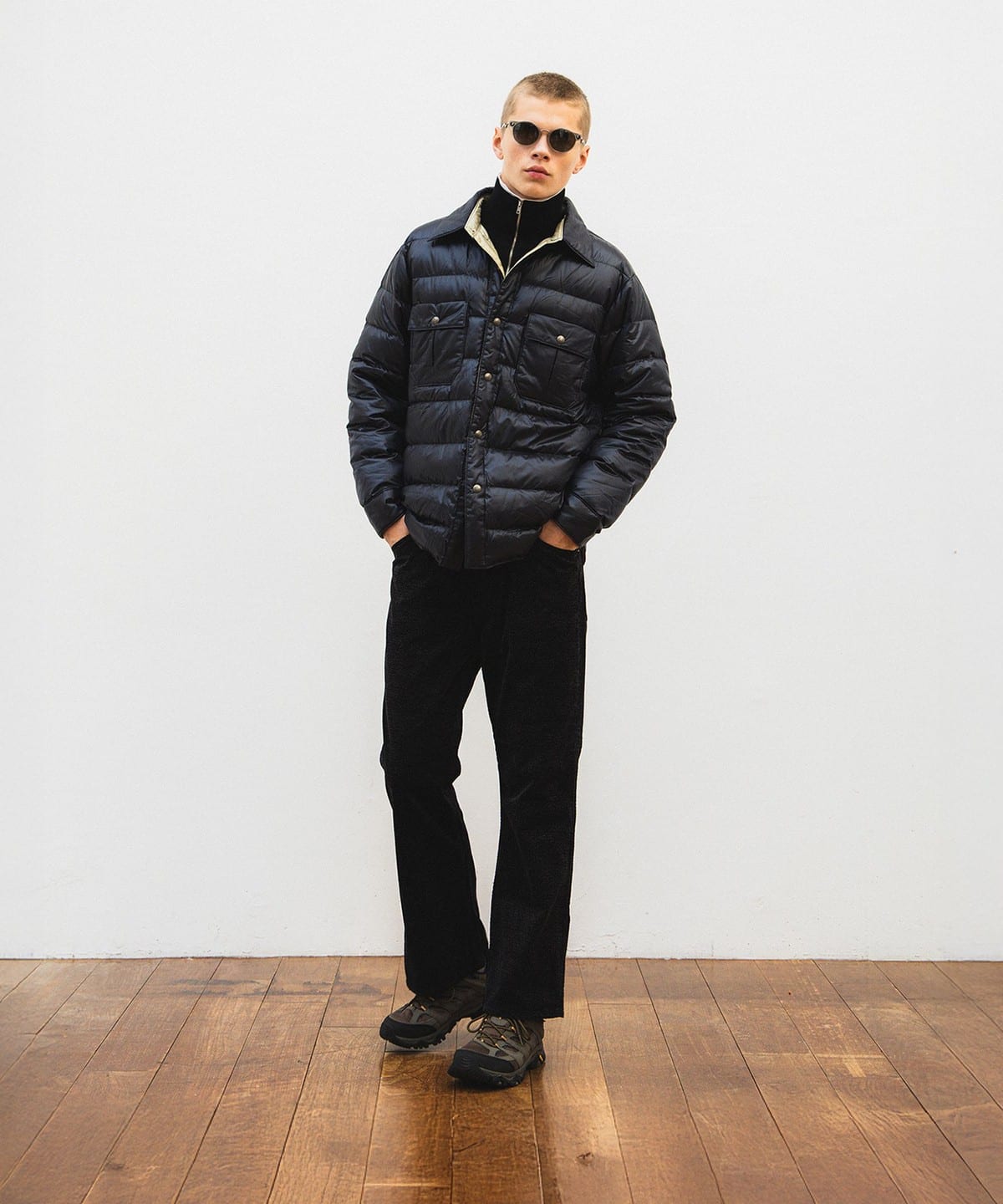 最終価格です★BEAMS PLUS SIERRA DESIGNS Black Ｌ 38180957622_D_1.jpg