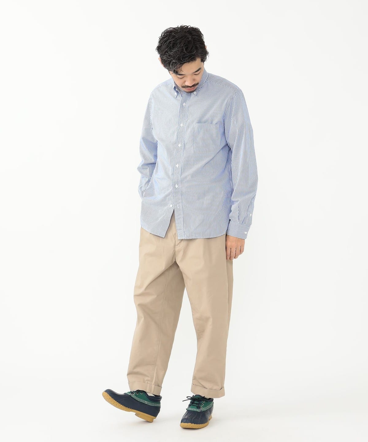 BEAMS PLUS（ビームス プラス）2 Pleats Tapered Twill（パンツ