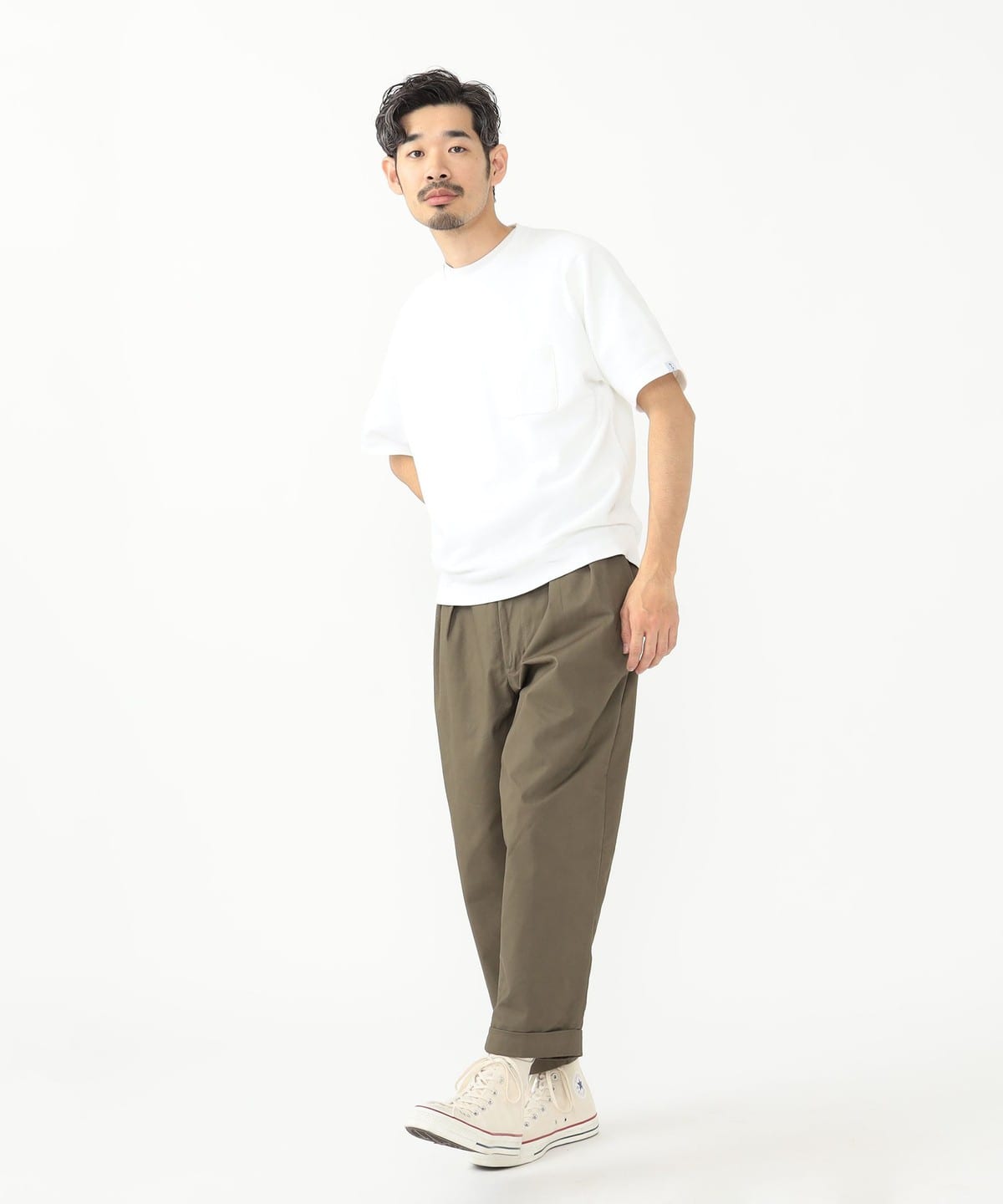 BEAMS PLUS（ビームス プラス）2 Pleats Tapered Twill（パンツ