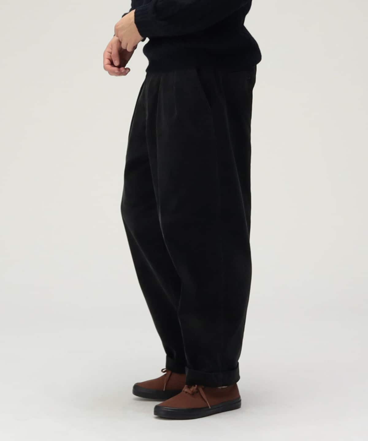 BEAMS PLUS（ビームス プラス）2 Pleats Tapered Corduroy（パンツ