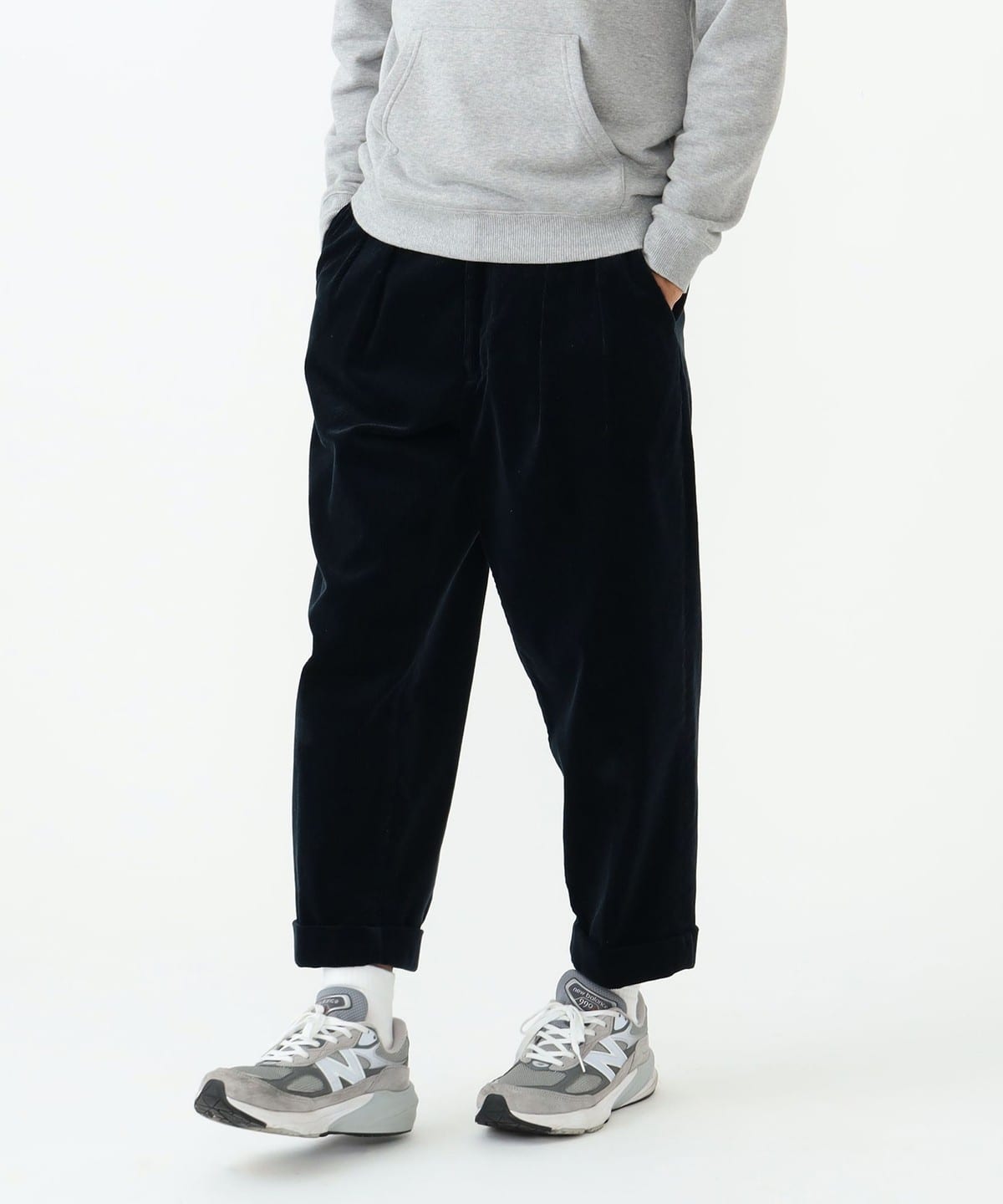 BEAMS PLUS（ビームス プラス）2 Pleats Tapered Corduroy（パンツ