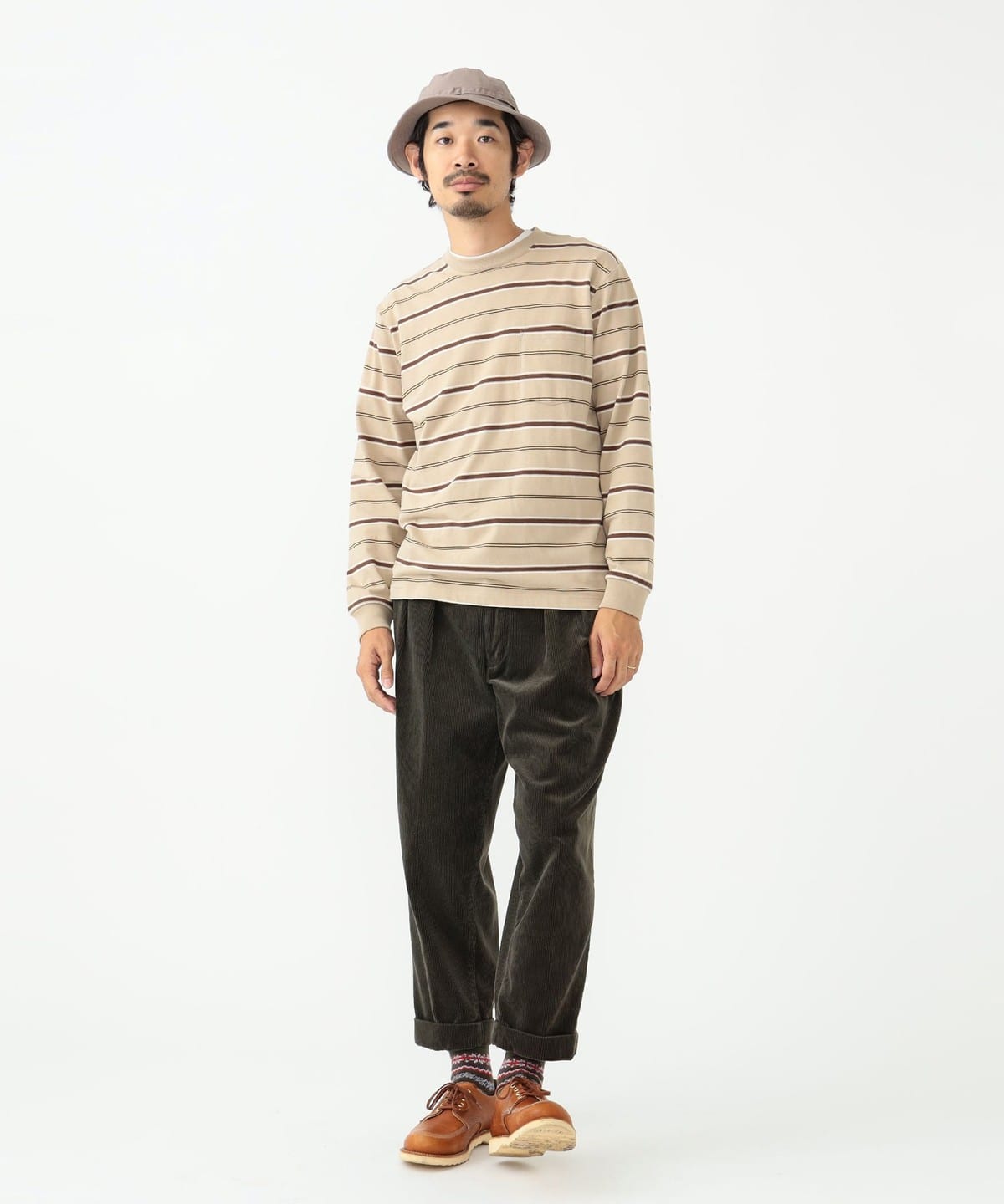 BEAMS PLUS（ビームス プラス）2 Pleats Tapered Corduroy（パンツ