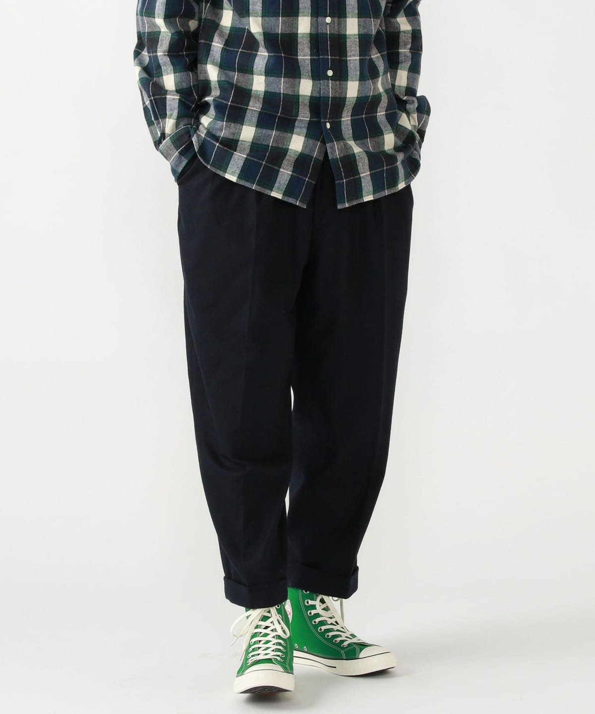 BEAMS PLUS BEAMS PLUS Pleats Tapered Flannel (casual pants
